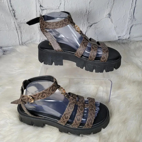G by GUESS Womens 8.5 Platform 90s 2000s Brown Lug Chunky Sandal Retro Preppy - Picture 2 of 12